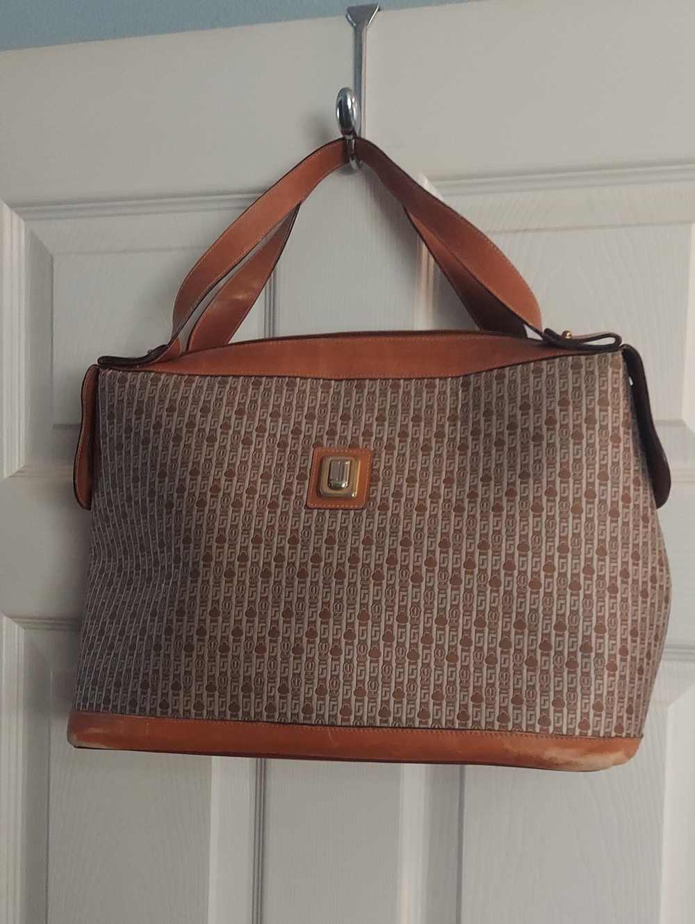 Judith Lieber Tote Bag in Brown and Tan
